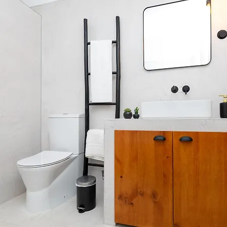 Ribeira D'ilhas Shelter Дом отдыха Santo Isidoro