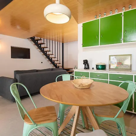 Дом отдыха Ribeira D'ilhas Shelter Santo Isidoro