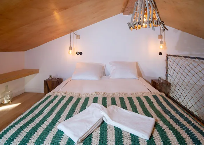 Dom wakacyjny Ribeira D'ilhas Shelter Santo Isidoro